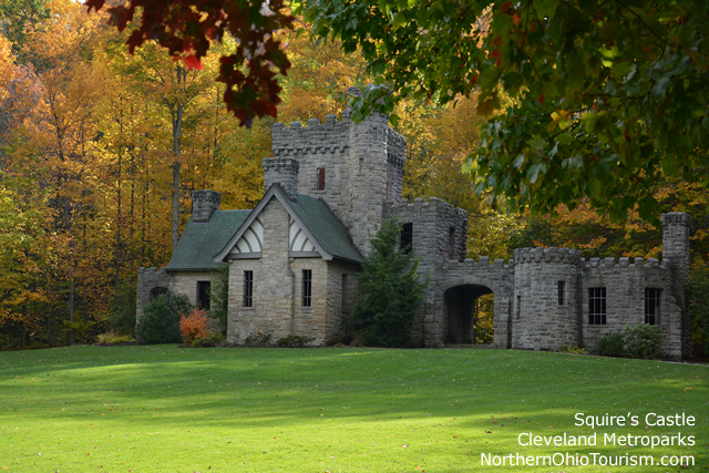 Enjoy Ohio’s fall beauty by taking a scenic driving tour.