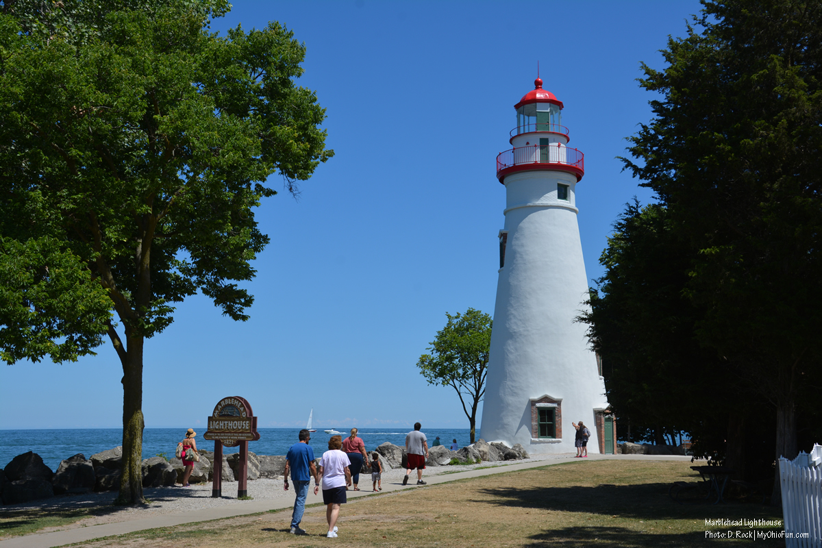 ohio lighthouse tours