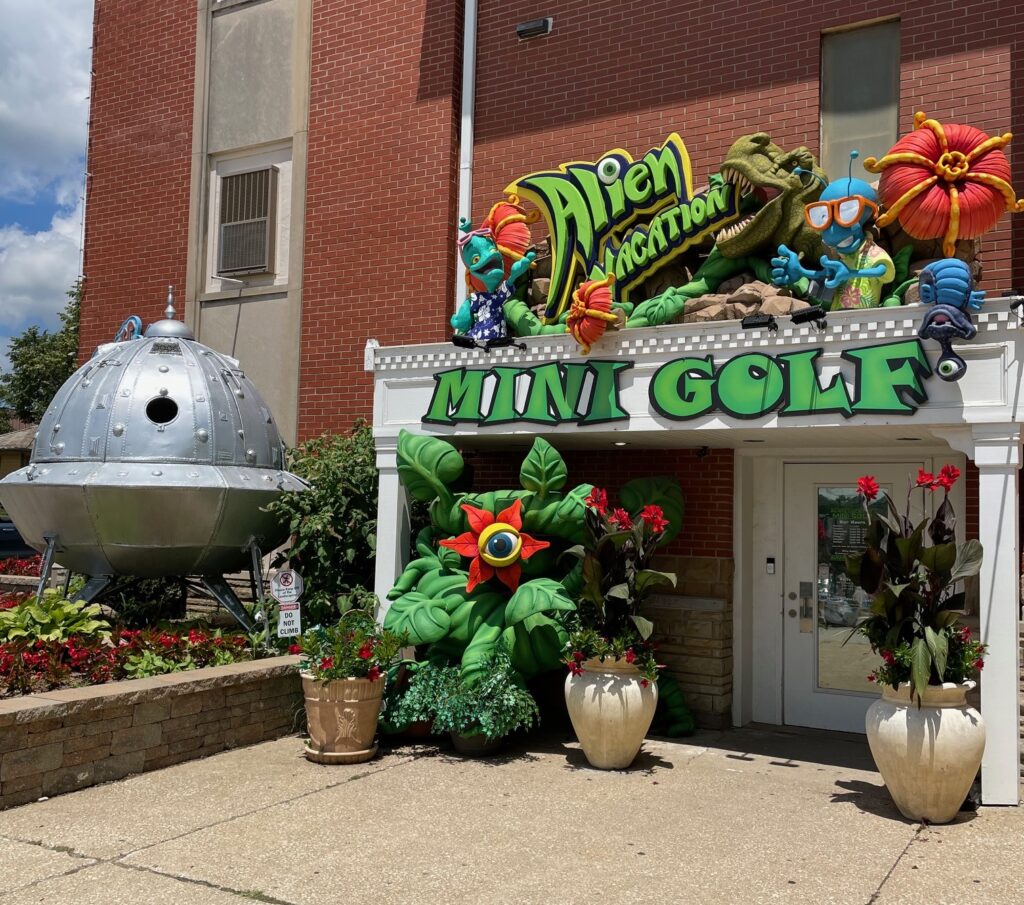 Alien Golf Medina Ohio - picture My Ohio Fun 